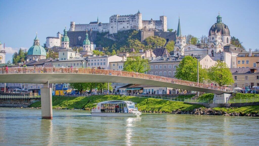 Salzburg Stadt Schiff-Fahrt
